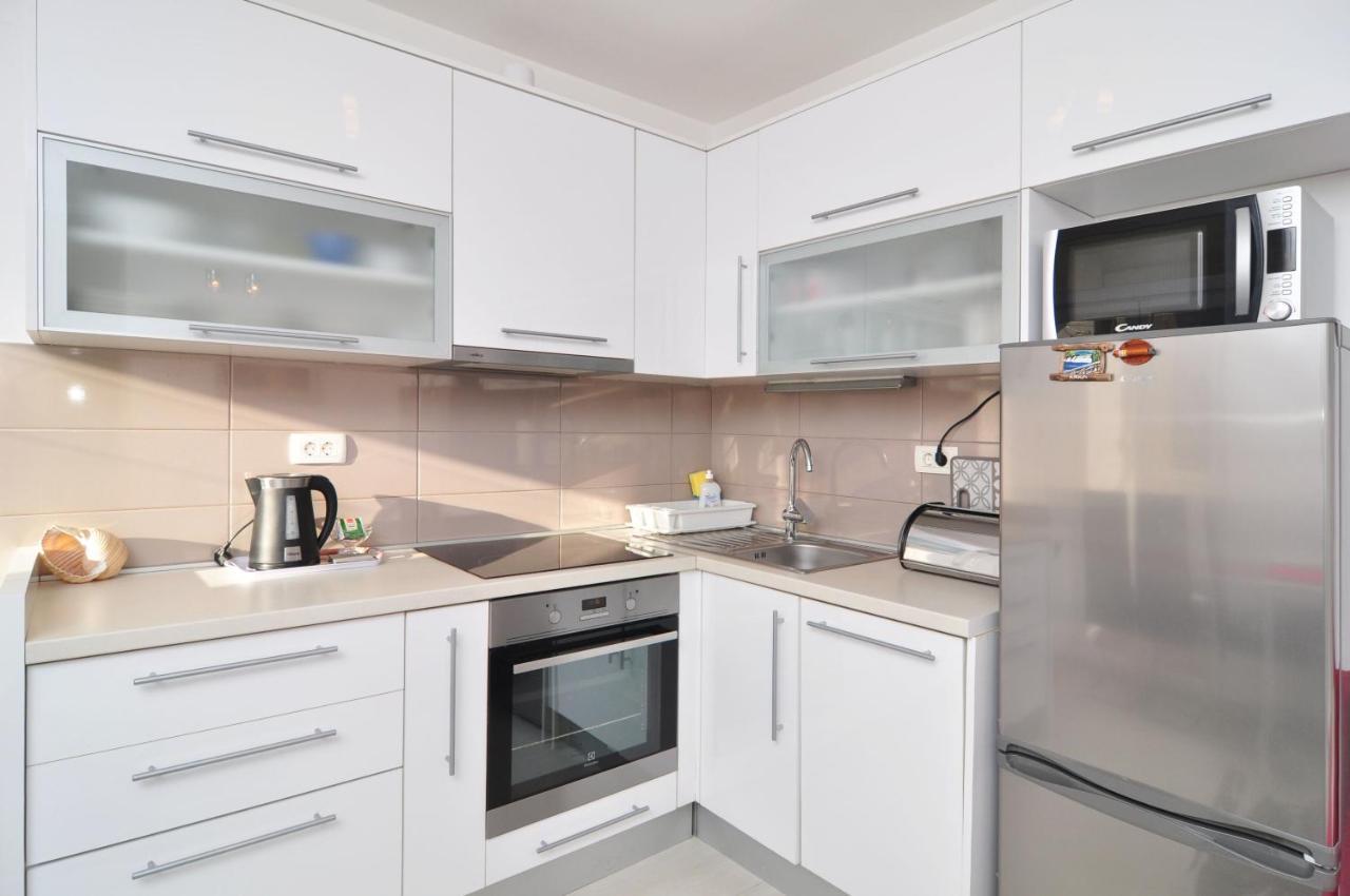 Full Equipped Flat Close To All Split Eksteriør bilde